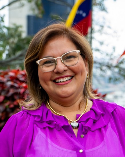 Dra. Elvira Rosas