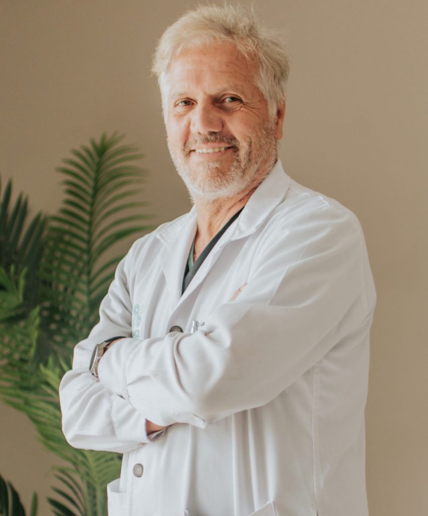 Dr. Alejandro Mazzarini